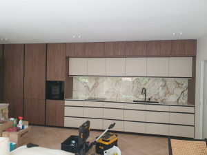 découvrez nos services professionnels de rénovation de cuisine à soisy-sur-seine pour transformer votre espace en un lieu moderne et fonctionnel.