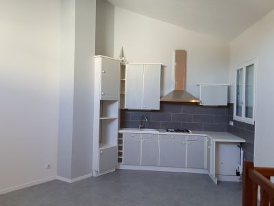 expert en rénovation de cuisine à villeconin (91580), nous transformons votre espace avec des matériaux de qualité et un savoir-faire professionnel. contactez-nous pour un projet sur mesure.