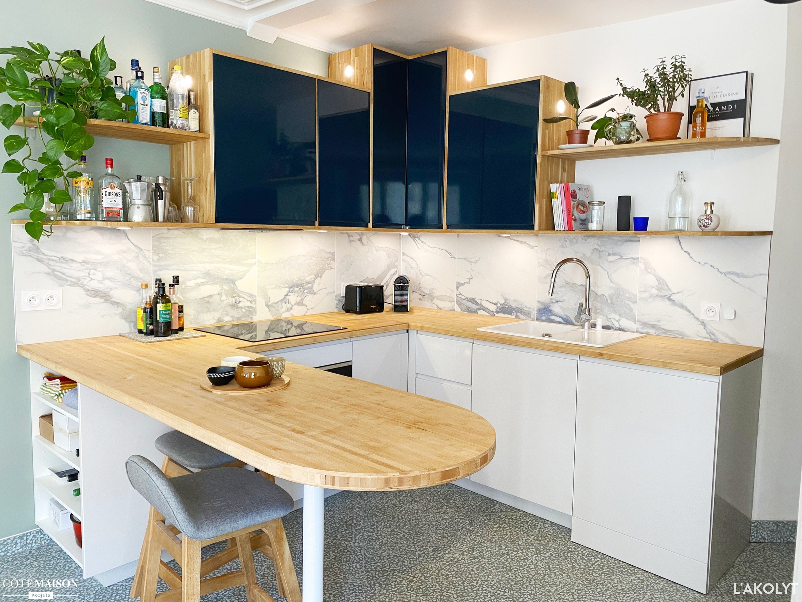 expert en rénovation de cuisine à villeneuve-sur-auvers, nous transformons votre espace culinaire avec des solutions sur mesure et un savoir-faire professionnel.