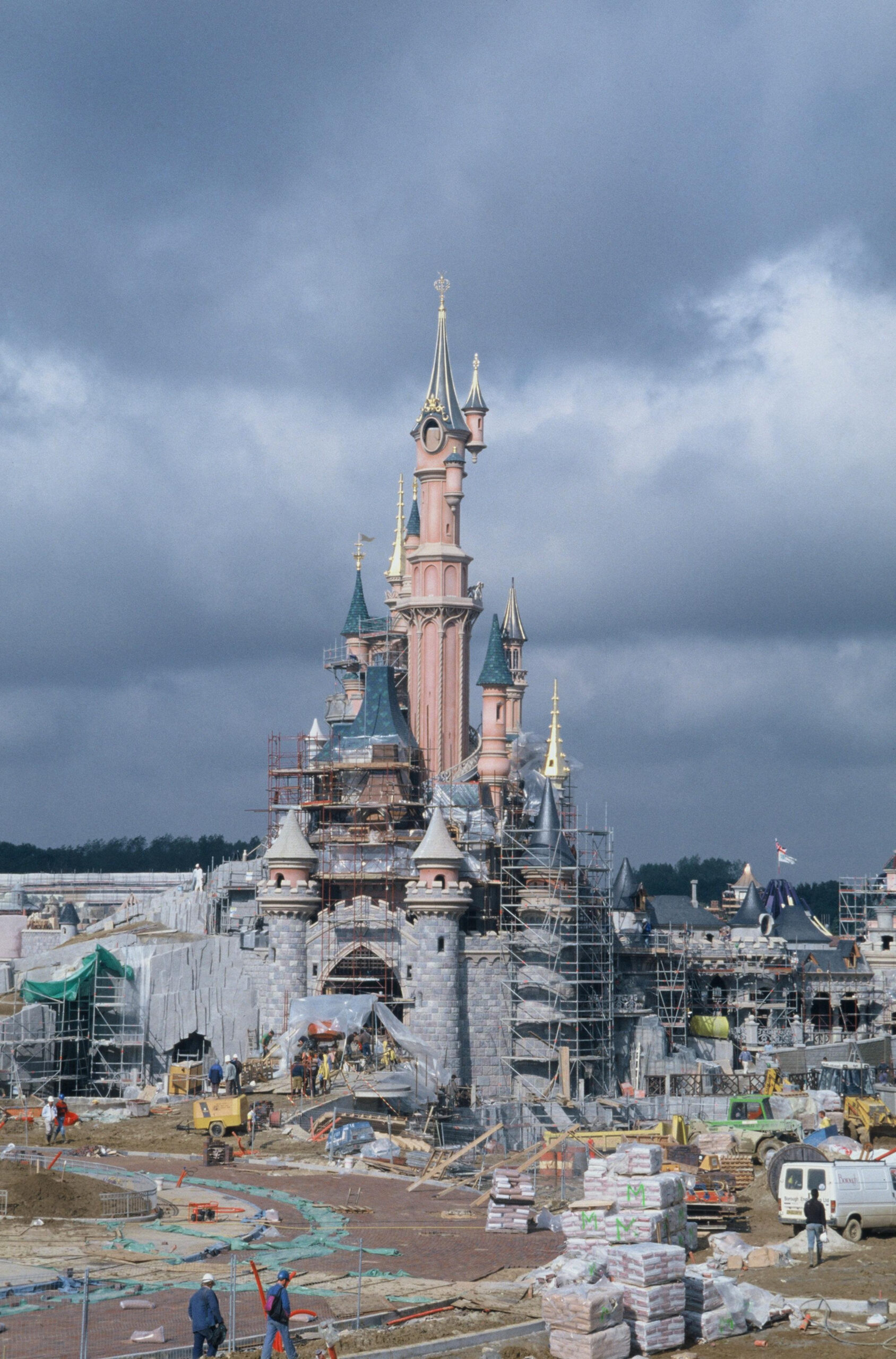 découvrez les services de rénovation à disneyland paris et dans le val-de-marne (94) pour des espaces modernisés et magiques, alliant confort et esthétique.