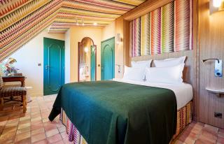 découvrez la rénovation du prince de galles prévue pour 2025, alliant élégance historique et modernité pour une expérience unique.