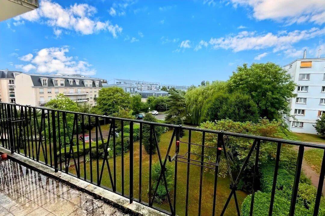 expert en rénovation durable d’appartement au plessis-trévise, nous vous accompagnons pour un habitat écologique, performant et respectueux de l’environnement.