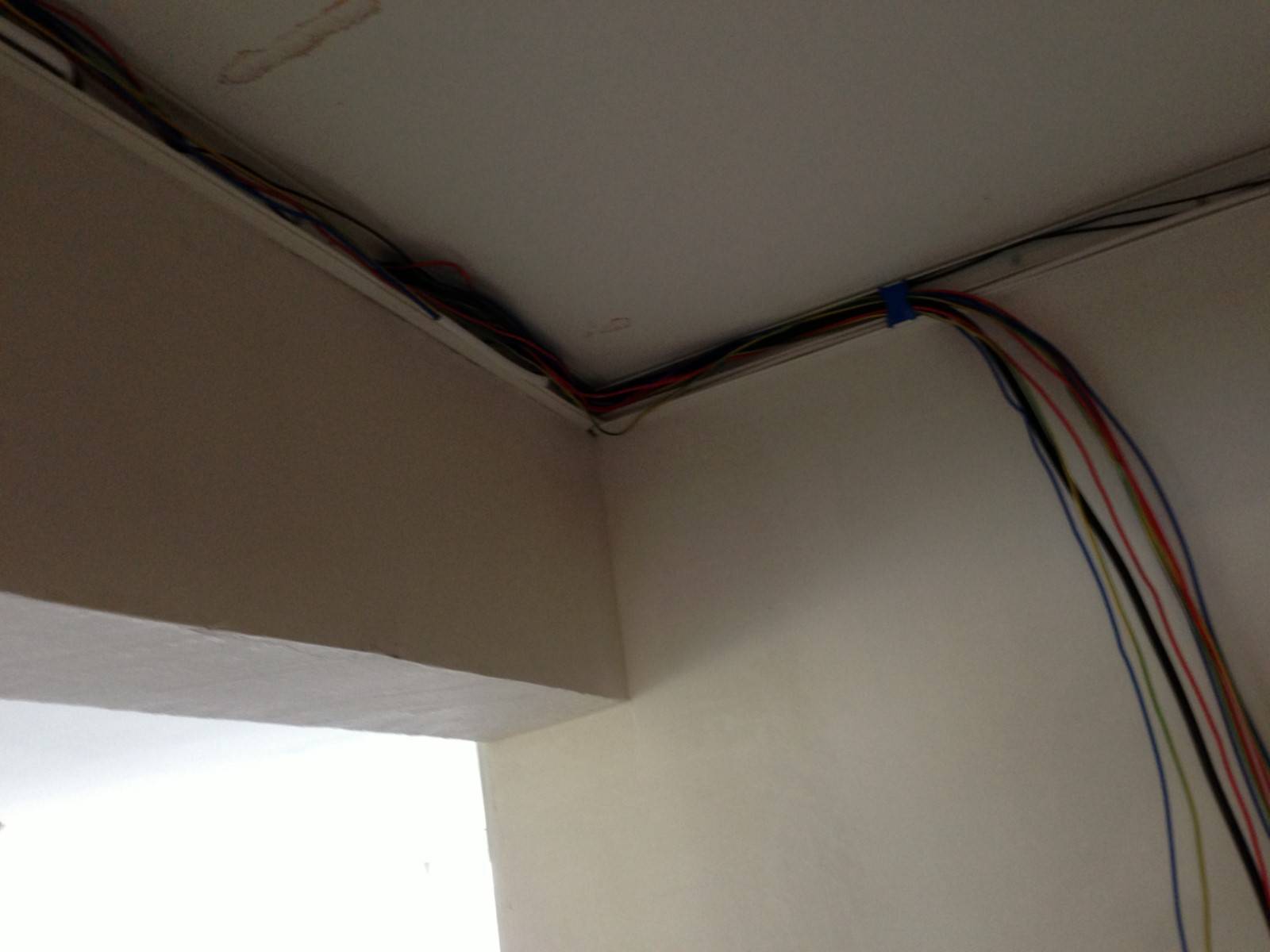 expert en rénovation électrique d'appartement, nous assurons sécurité et modernité pour votre installation électrique. devis personnalisé et intervention rapide.