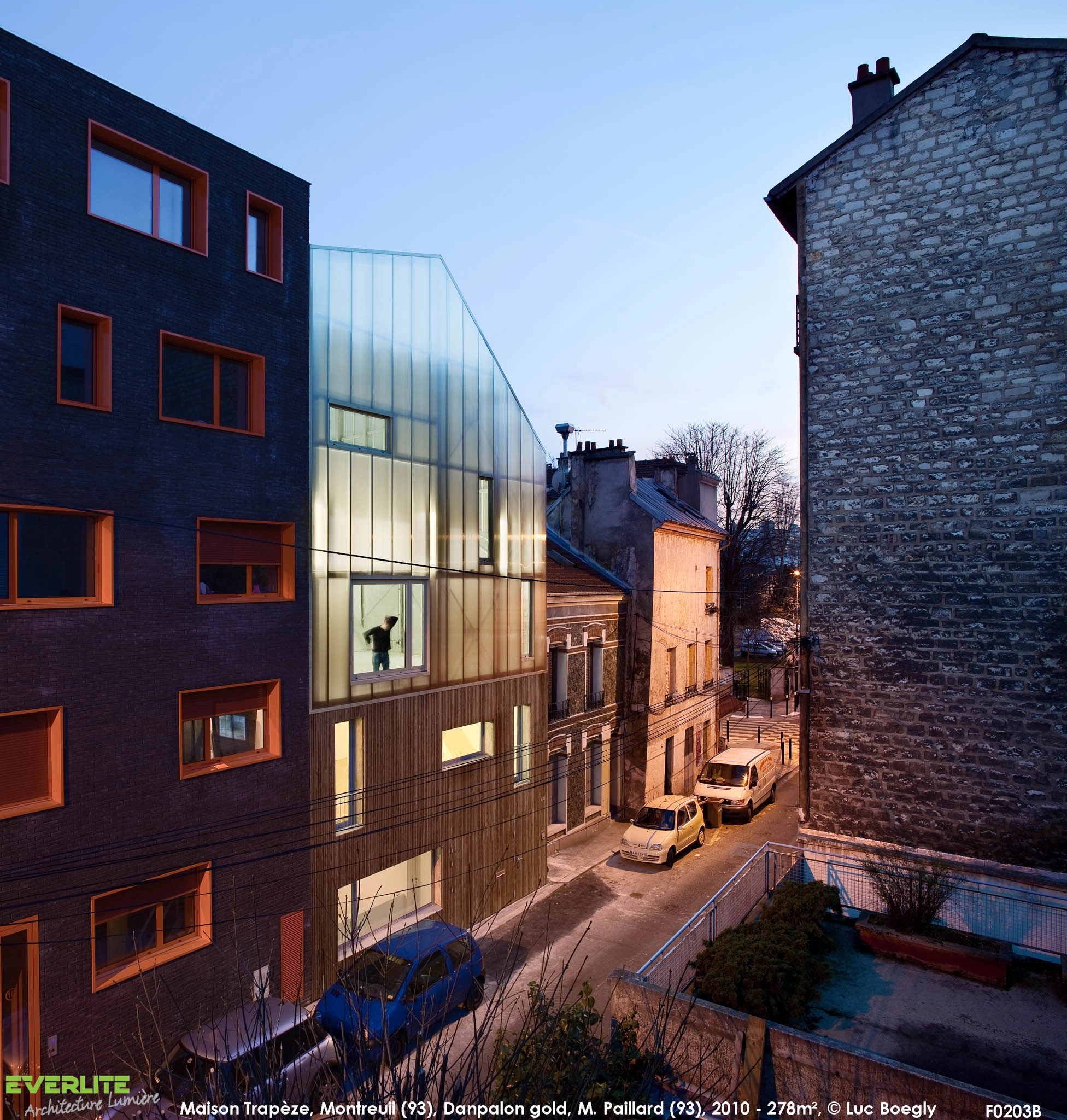 optimisez le confort et réduisez vos factures avec notre service de rénovation énergétique pour maisons à montreuil (93). expertise, qualité et économies d'énergie garanties.