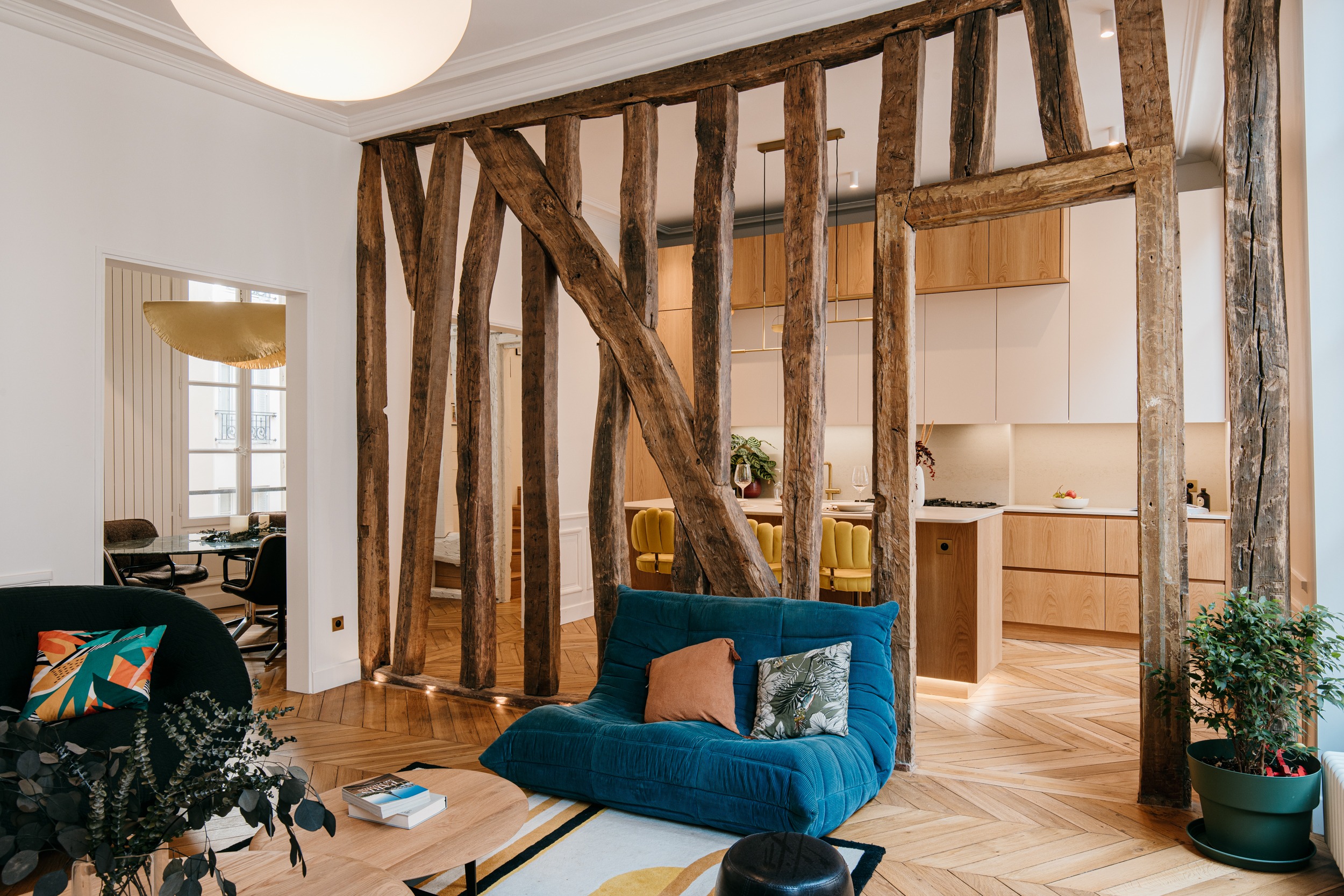 experts en rénovation d'escalier à paris : restauration, modernisation et sécurisation de vos escaliers pour un intérieur élégant et sûr.