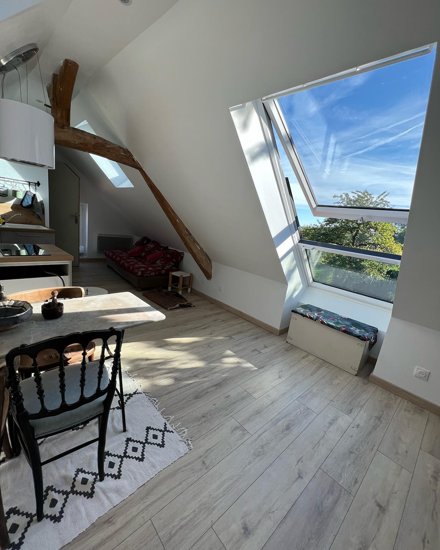 découvrez nos services de rénovation intérieure pour transformer votre maison avec style et qualité. expertise, conseils personnalisés et résultats durables garantis.