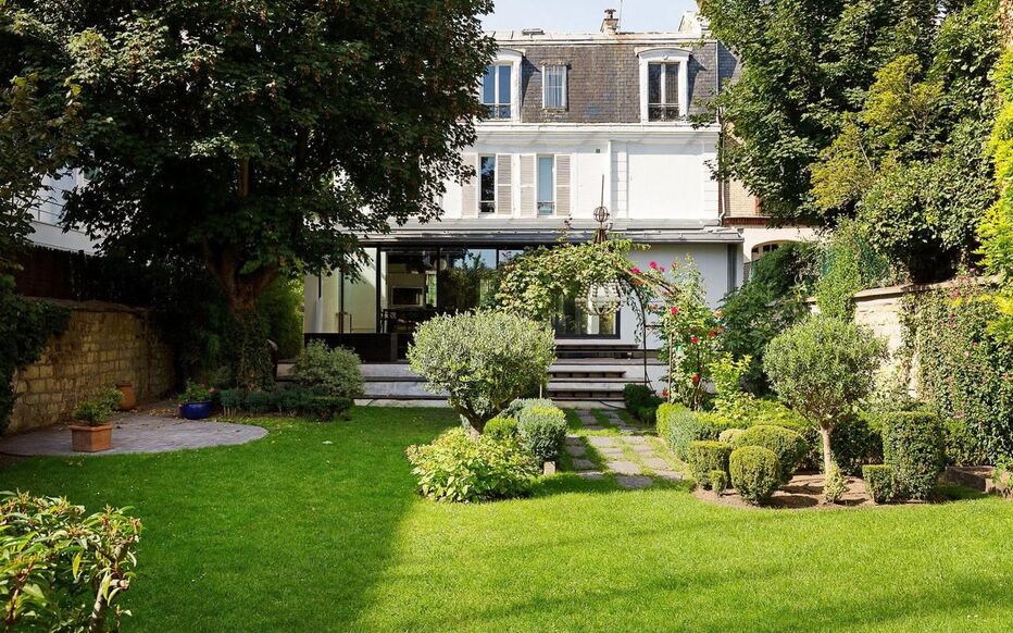 service expert de rénovation maison à courbevoie : améliorez le confort et la valeur de votre habitation avec des prestations de qualité, personnalisées et réalisées par des professionnels.