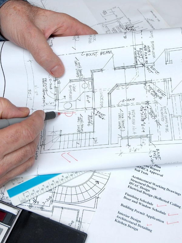 découvrez notre guide complet pour estimer le coût de vos travaux de rénovation maison et gérer votre projet en toute sérénité.