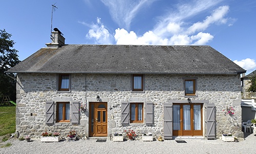 découvrez nos conseils et solutions pour la rénovation de votre maison en pierre, alliant charme authentique et modernité.