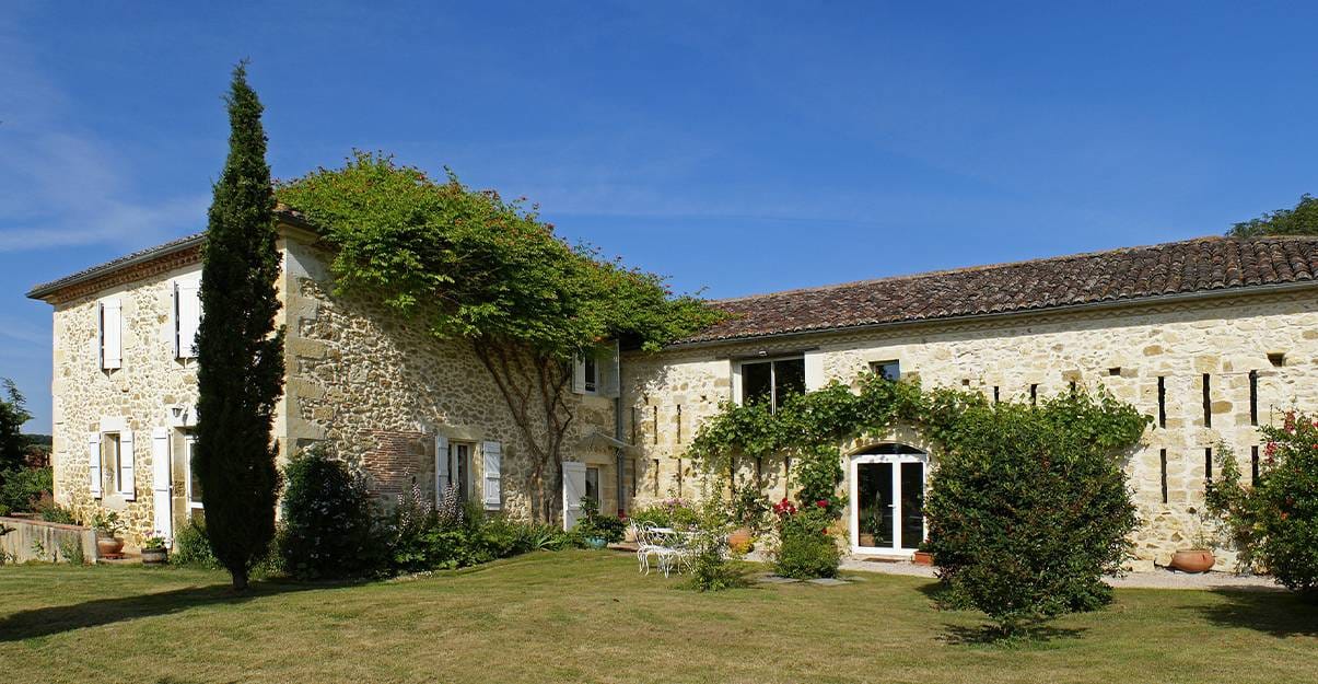 découvrez nos solutions de rénovation pour maison en pierre, alliant charme authentique et confort moderne, pour redonner vie à votre habitat ancien.