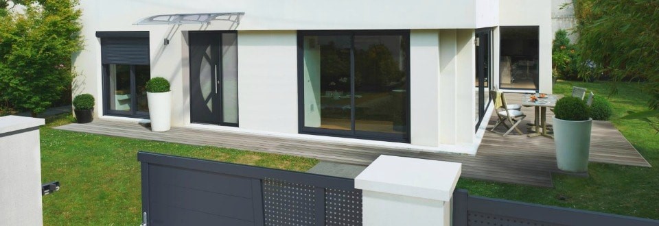 découvrez comment moderniser vos portes et fenêtres grâce à la rénovation menuiserie pour un intérieur à la fois esthétique et performant.