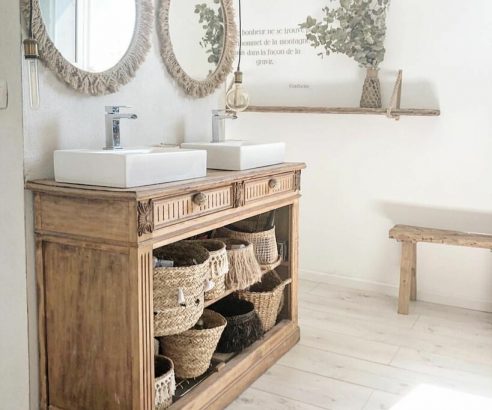 découvrez nos astuces et conseils pour la rénovation de meubles de salle de bain en bois, et redonnez-leur vie avec style et durabilité.