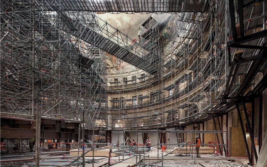 expert en rénovation à paris et toulouse, nous transformons vos espaces avec qualité et savoir-faire. découvrez nos services personnalisés pour tous vos projets de rénovation.