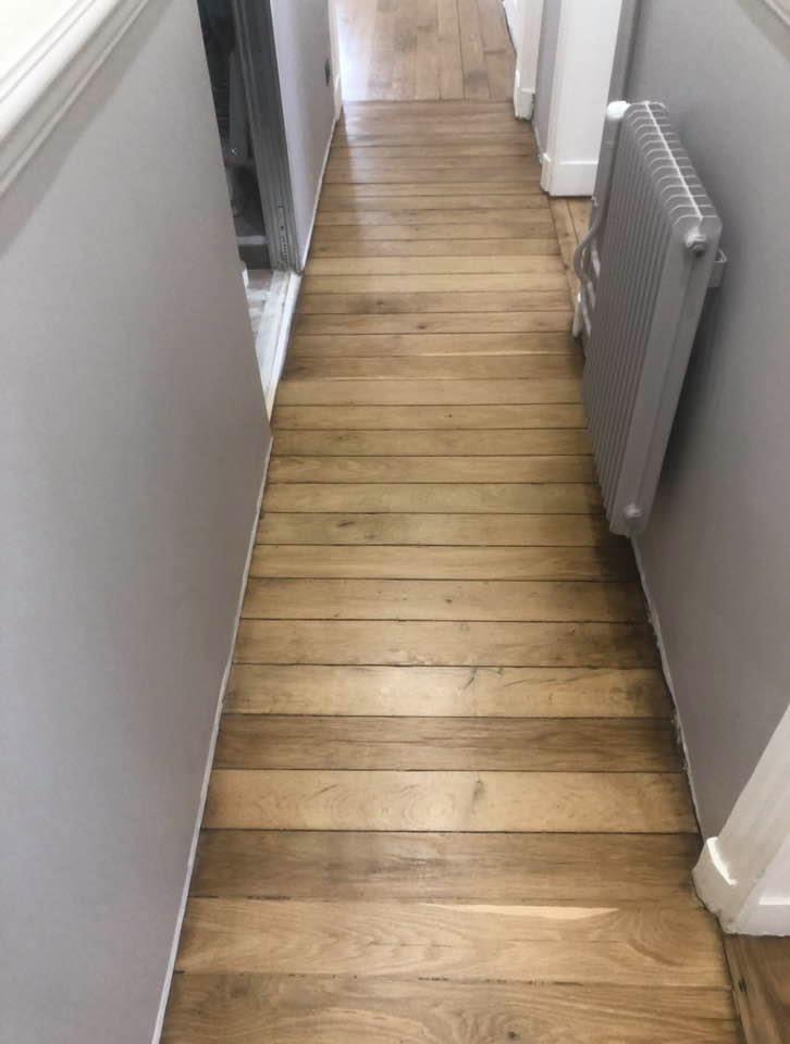 expert en rénovation de parquet à paris 20, nous redonnons vie à vos sols avec savoir-faire et matériaux de qualité. contactez-nous pour un devis personnalisé.