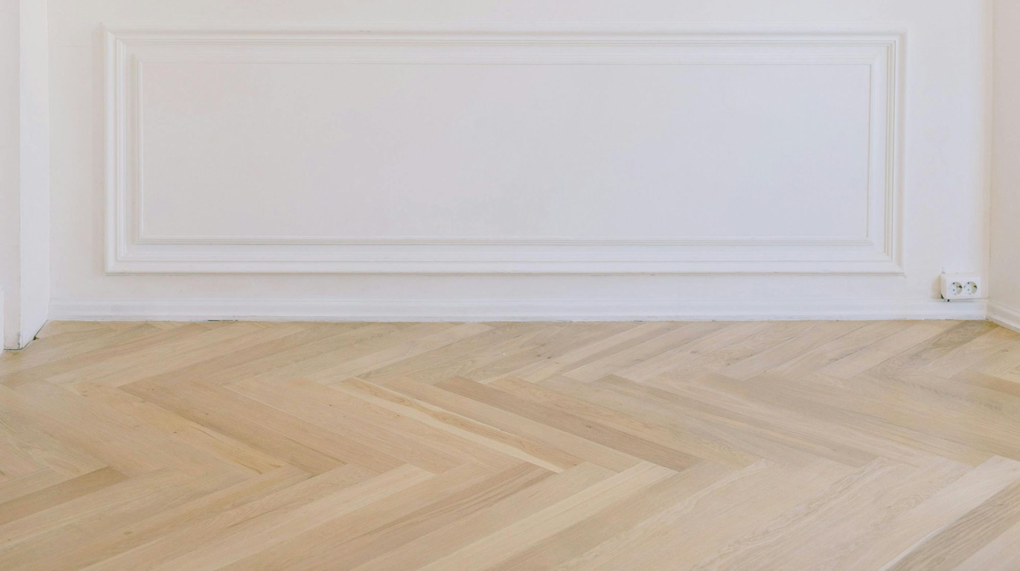 experts en rénovation de parquet à paris, nous redonnons vie à vos sols en bois avec savoir-faire et qualité. devis gratuit et intervention rapide.