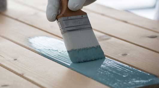 découvrez nos services professionnels de rénovation peinture pour redonner vie à vos murs avec des finitions de qualité et un savoir-faire expert.