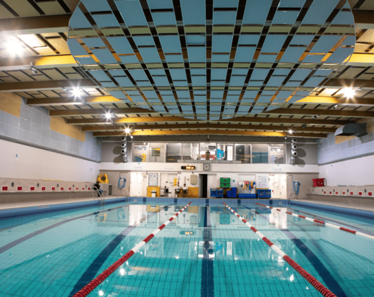 services professionnels de rénovation piscine à paris : redonnez vie et éclat à votre piscine avec notre expertise en réparation, entretien et modernisation.