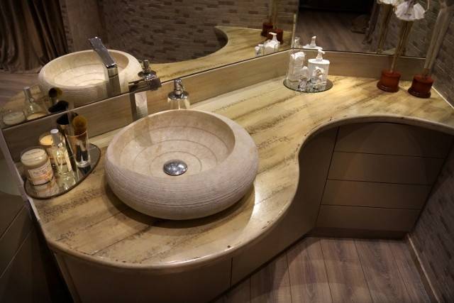 découvrez nos conseils et astuces pour la rénovation de votre plan de travail de salle de bain, alliant esthétique et durabilité pour un espace moderne et fonctionnel.