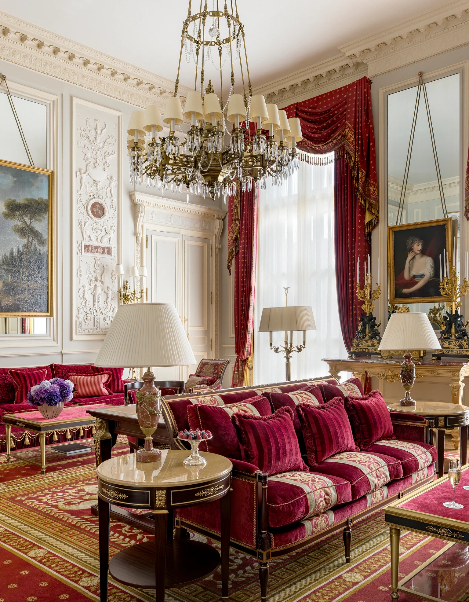 découvrez la rénovation d'exception du ritz paris, projet numéro 88, alliant élégance historique et modernité pour un luxe inégalé.