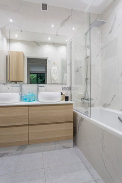 découvrez nos solutions et idées pour la rénovation d'une salle de bain de 4m2, alliant fonctionnalité et design pour optimiser votre espace.