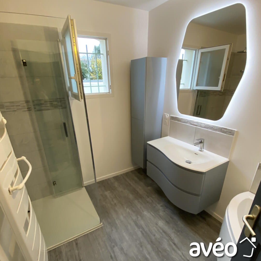 découvrez des conseils modernes pour la rénovation de votre salle de bain à 78370. transformez votre espace avec des astuces pratiques et tendances pour un résultat à la fois esthétique et fonctionnel.