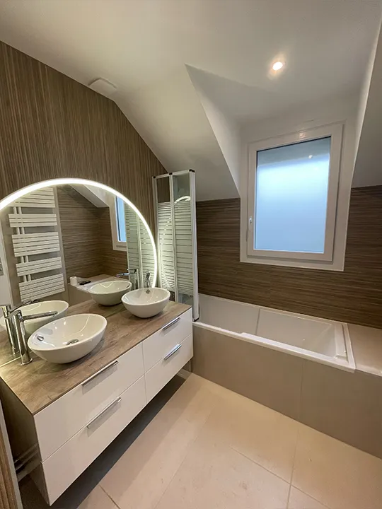 spécialistes en rénovation de salle de bain dans le 92, nous transformons votre espace en un lieu élégant et fonctionnel. devis gratuit et conseils personnalisés.