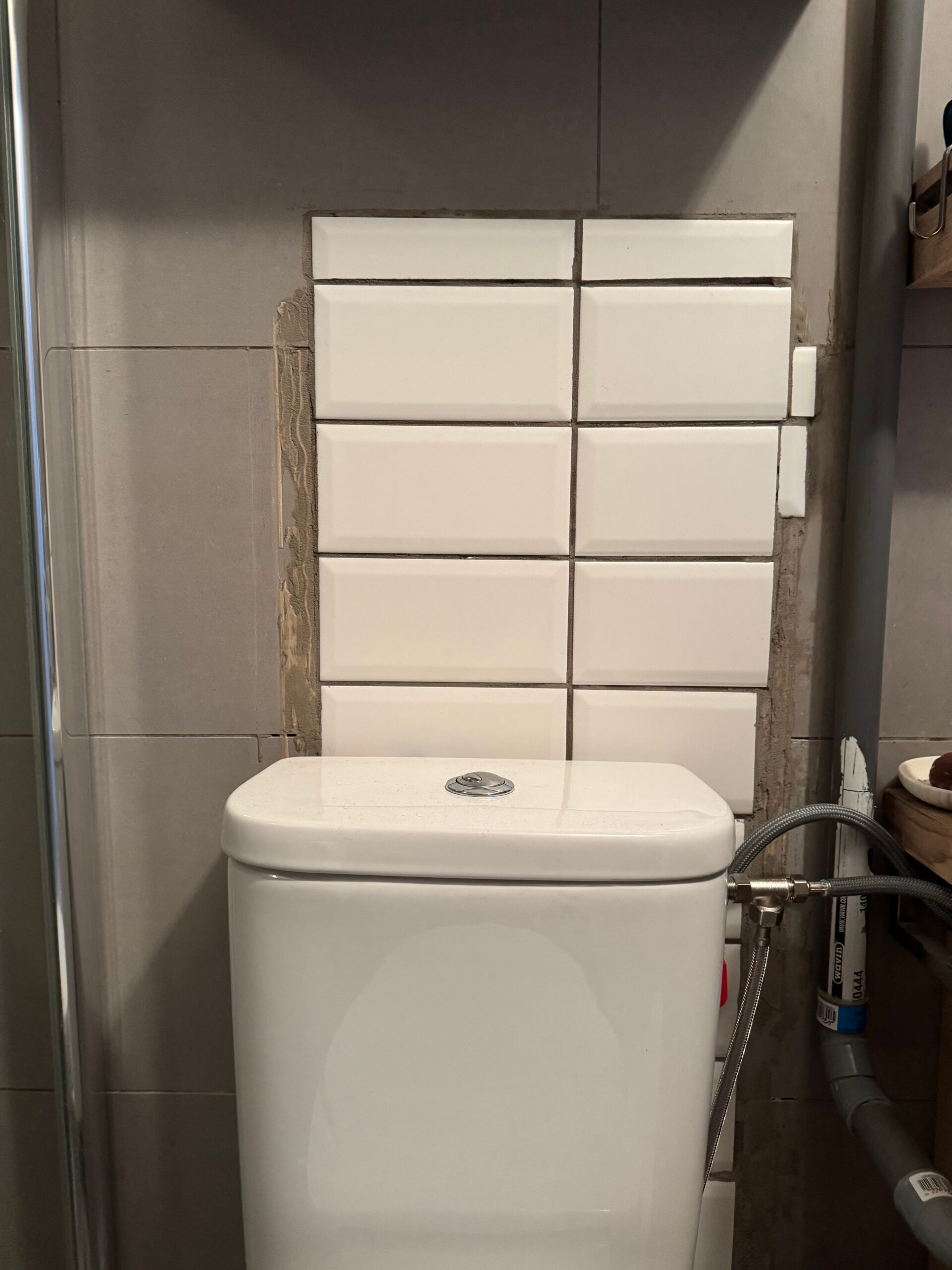 spécialistes en rénovation de salle de bain à fontenay-trésigny, nous transformons votre espace en un lieu moderne et fonctionnel adapté à vos besoins.