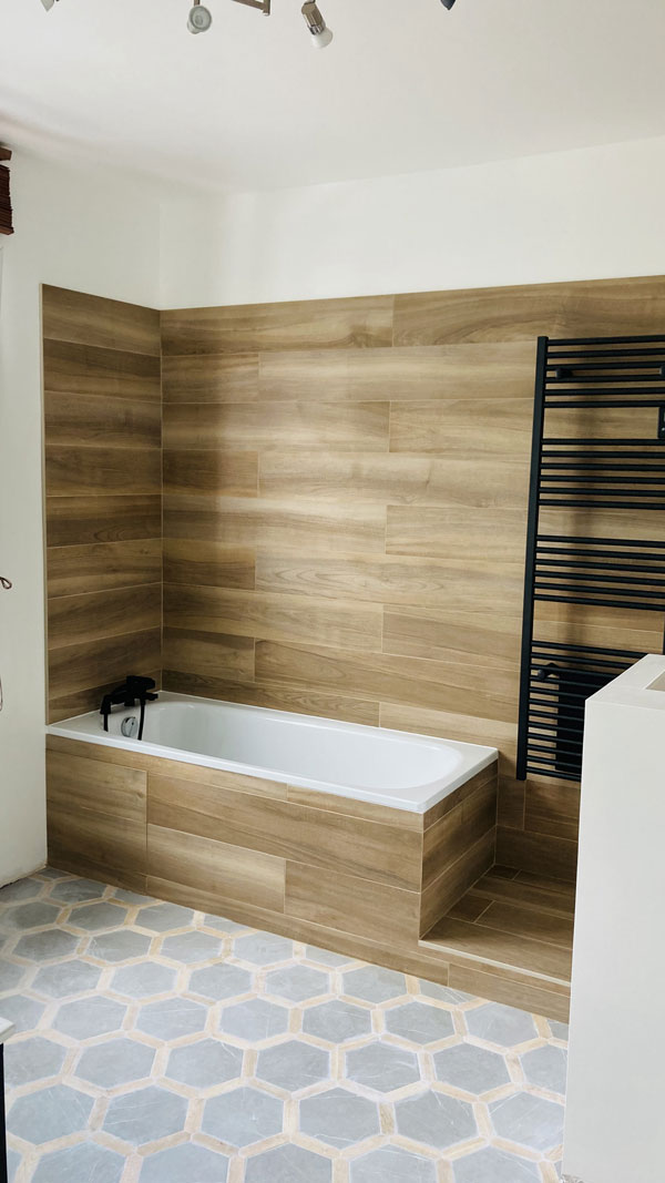 services de rénovation de salle de bain à hondevilliers : transformation complète, modernisation et aménagement sur mesure pour un espace fonctionnel et esthétique.