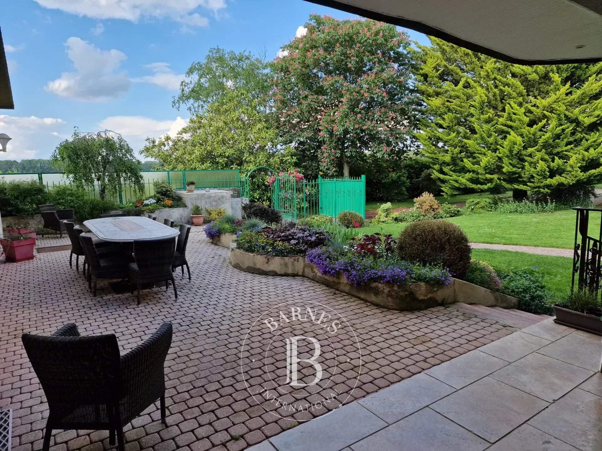 découvrez nos services professionnels de rénovation de salle de bain à vieille-église-en-yvelines pour transformer votre espace en un lieu moderne et fonctionnel.