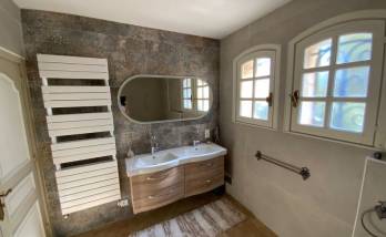 expert en rénovation de salle de bain à chapelle-iger, nous transformons votre espace en un lieu moderne, fonctionnel et esthétique. contactez-nous pour un devis personnalisé.