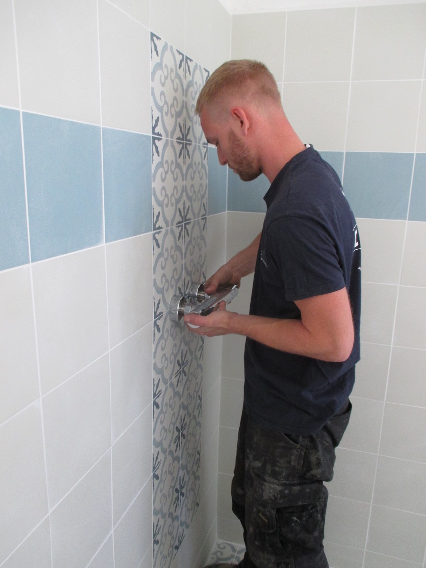 expert en rénovation de salle de bain à osmoy (78910). transformation complète, design moderne et solutions sur mesure pour un espace bain rénové à votre goût.