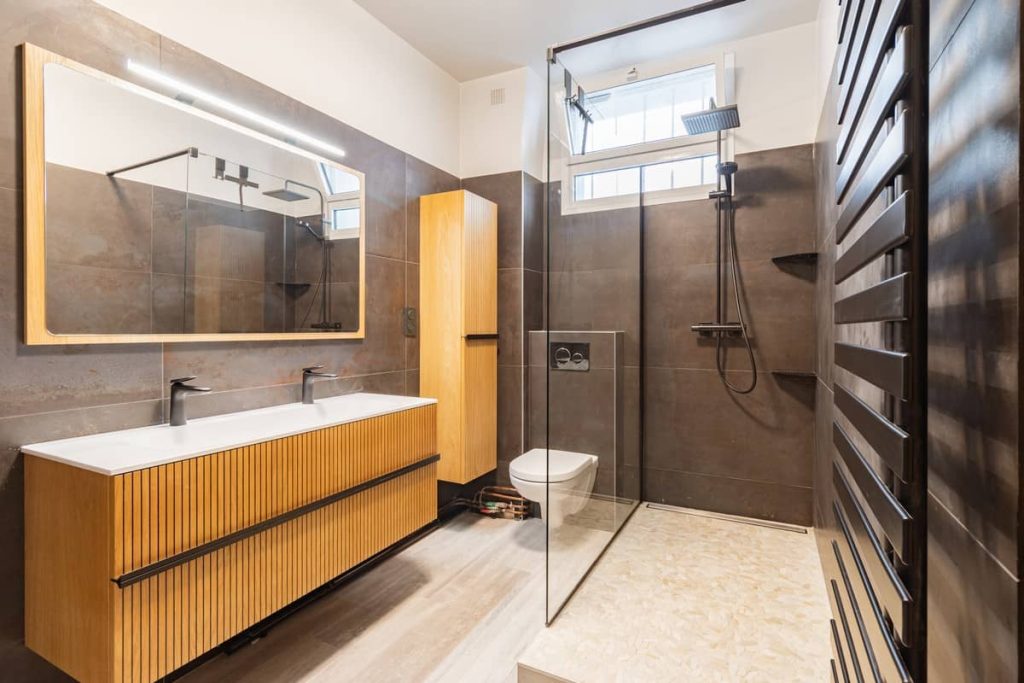 expert en rénovation de salle de bain à paris 6ème, nous transformons votre espace avec style et efficacité. devis personnalisé et travaux de qualité garantie.