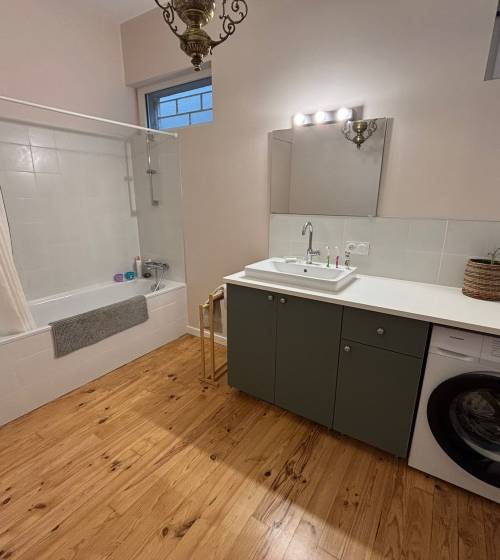 expert en rénovation de salle de bain à saulx-marchais, nous transformons votre espace avec des solutions modernes et adaptées à vos besoins.