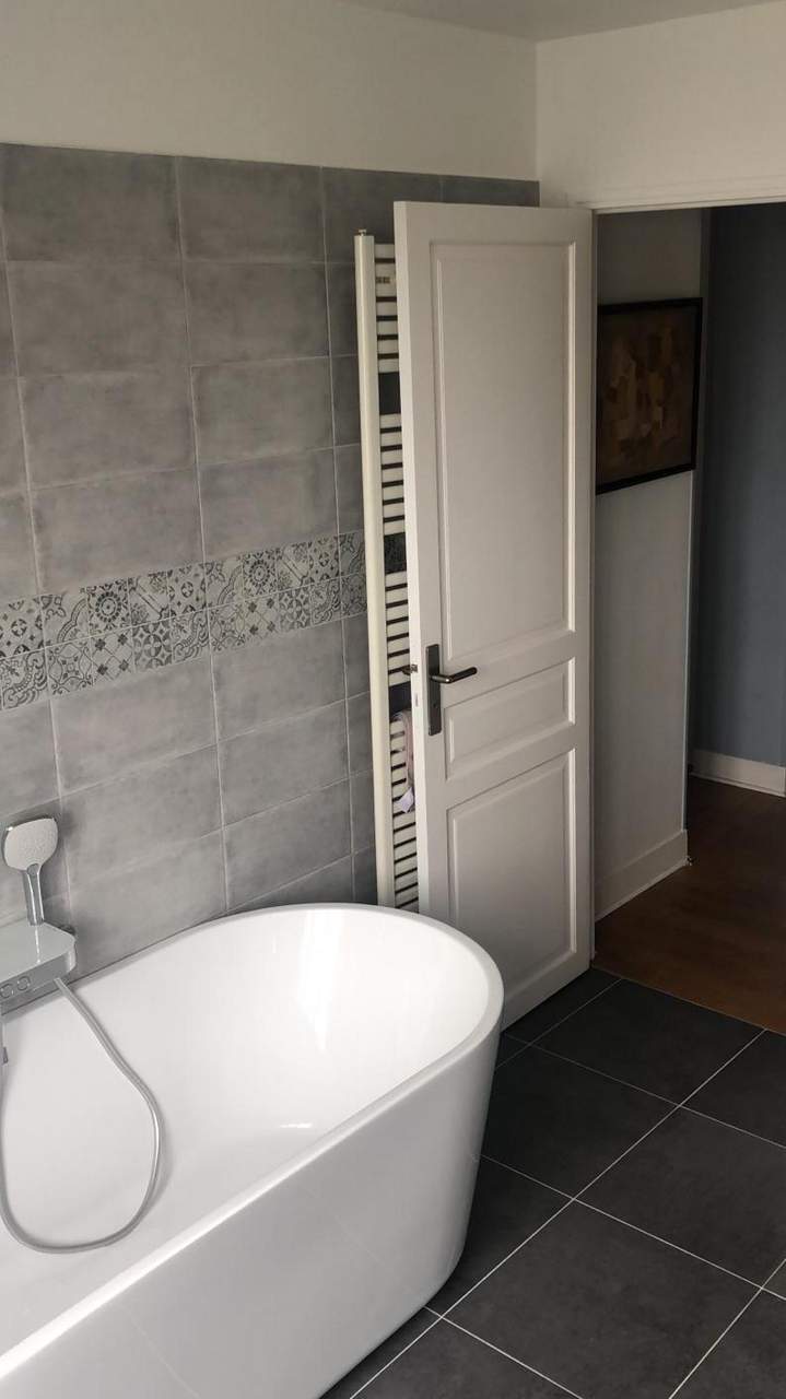 renovation salle de bain villennes sur seine 2 expert en rénovation de salle de bain à villennes-sur-seine, nous transformons votre espace avec style et qualité pour un confort optimal.