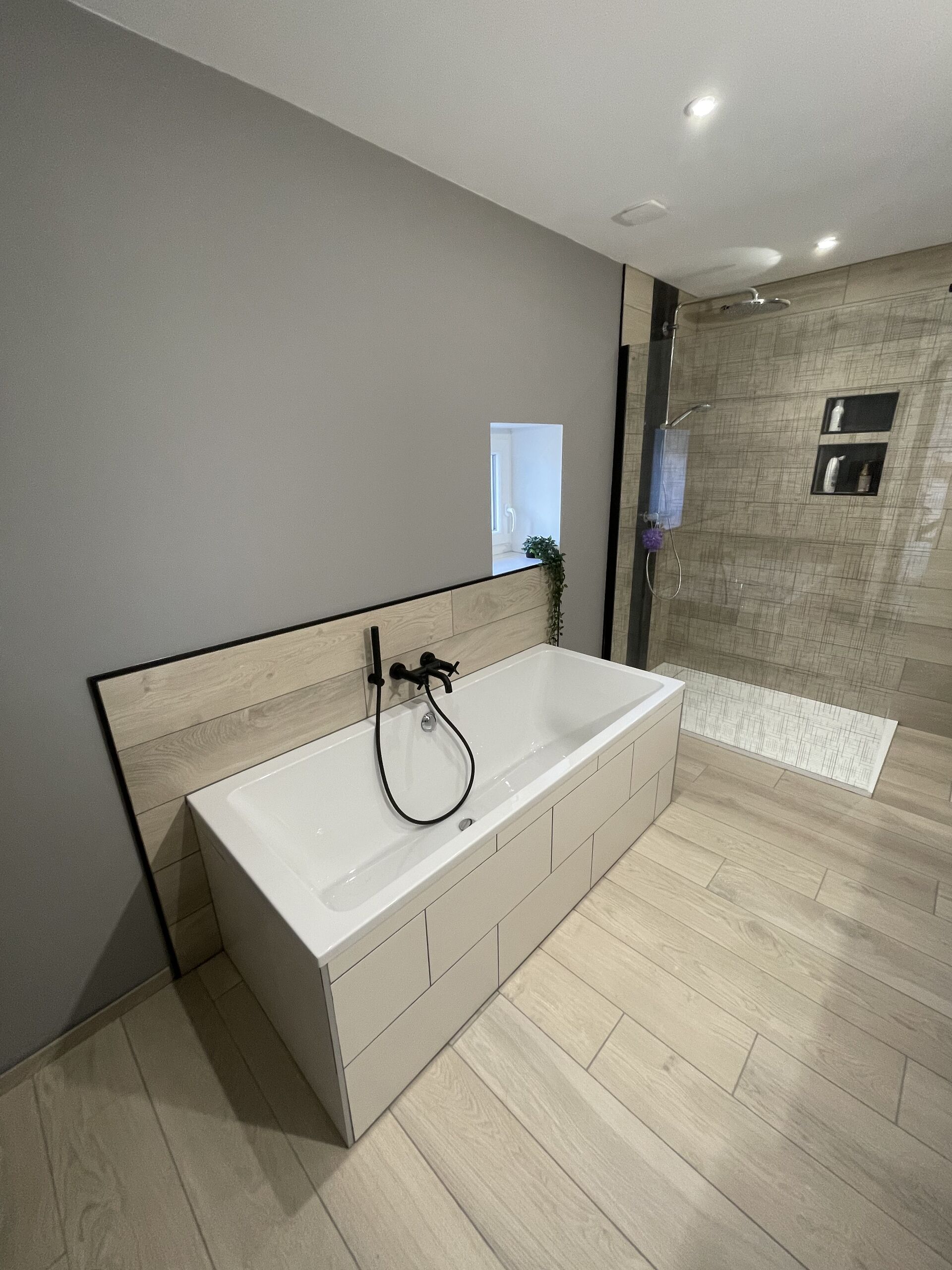 découvrez nos services experts de rénovation de salle de bains à chailly-en-brie en 2025. transformez votre espace avec des solutions modernes et personnalisées pour un résultat élégant et fonctionnel.