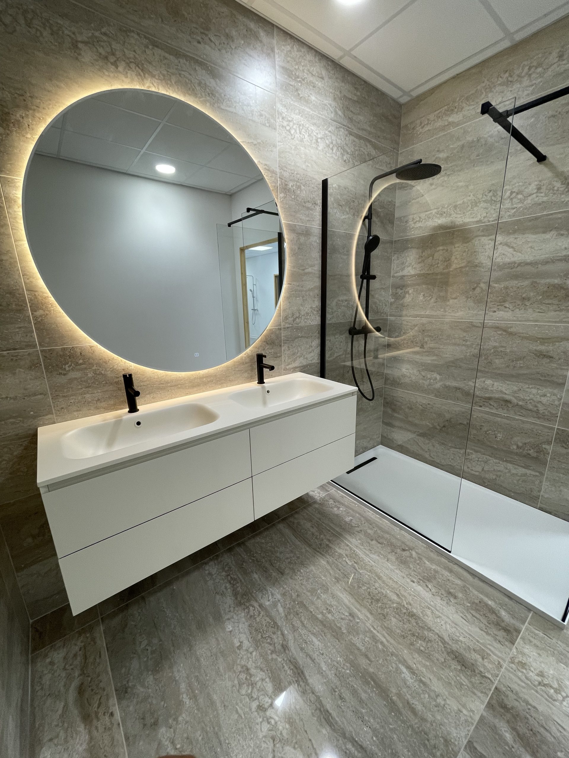 découvrez nos services de rénovation de salle de bains à presles-en-brie en 2025. transformation sur mesure, modernisation et conseils personnalisés pour un espace fonctionnel et esthétique.