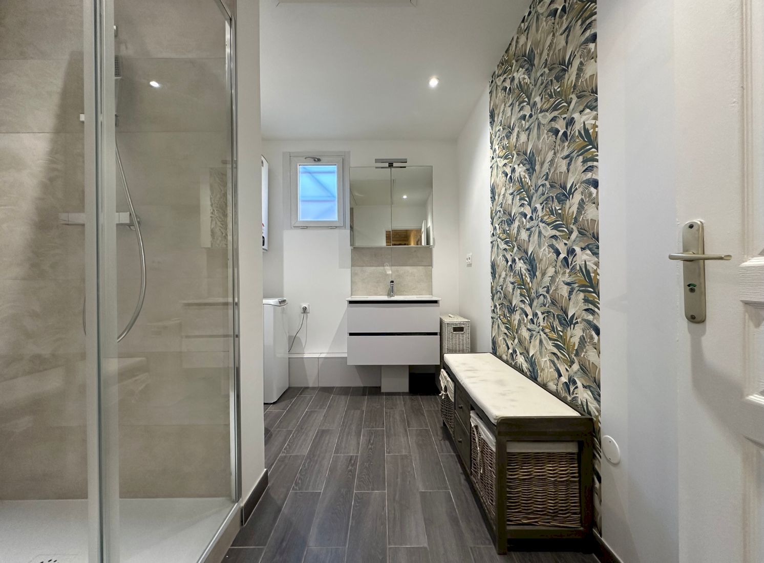 expert en rénovation de salle de bains à saint-germain-laxis en 2025. transformez votre espace avec des solutions modernes et personnalisées pour un intérieur confortable et élégant.