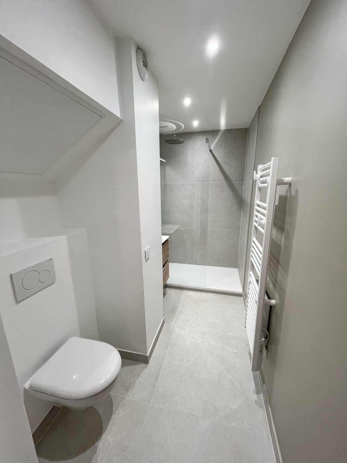 expert en rénovation de salle de bains à villeneuve-saint-georges en 2025. transformez votre espace avec des solutions modernes et personnalisées pour un confort optimal.