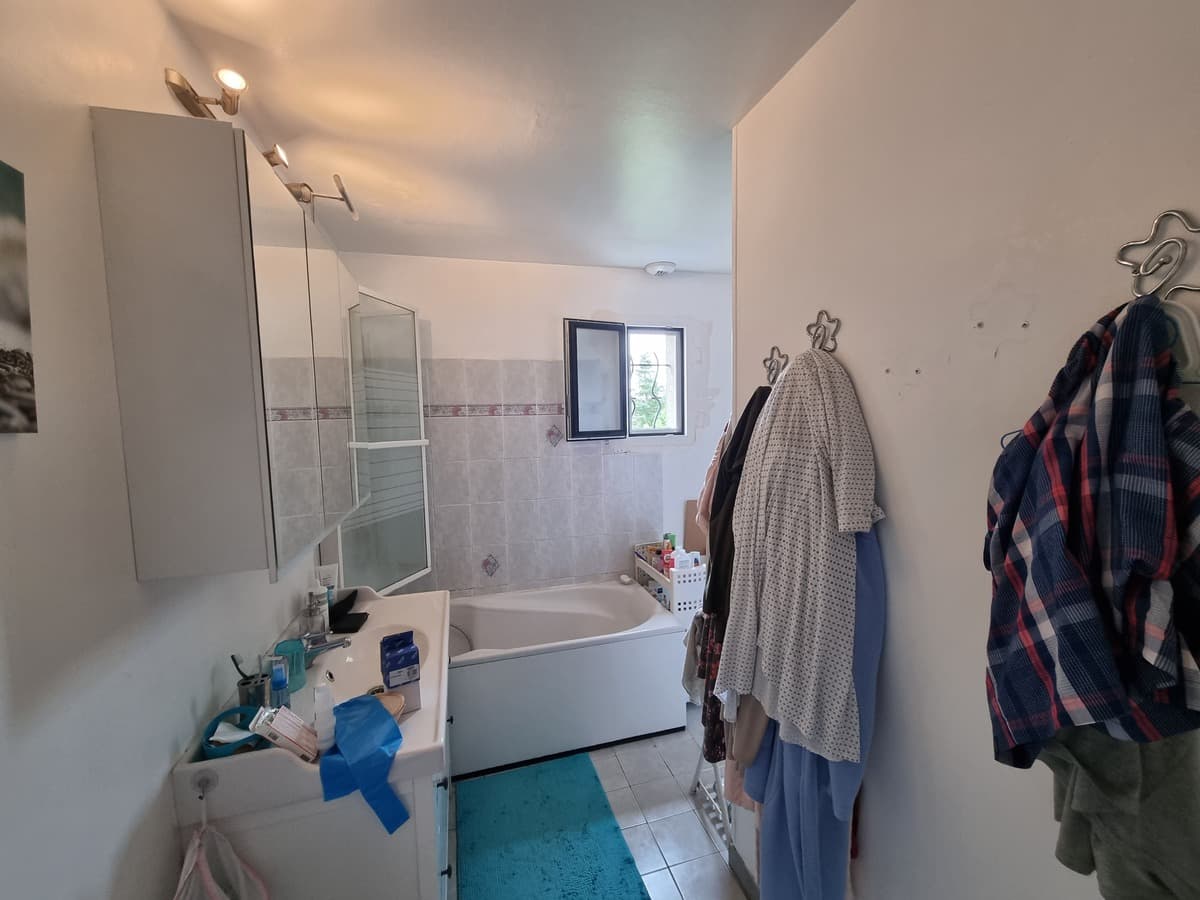 découvrez nos services de rénovation de salle de bains à villennes-sur-seine en 2025. transformez votre espace avec des solutions modernes et personnalisées, réalisées par des experts locaux.