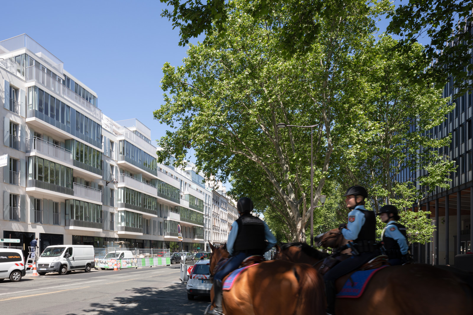 découvrez la rénovation du site cardinal lemoine à paris, alliant modernité et préservation du patrimoine pour un espace urbain revitalisé.