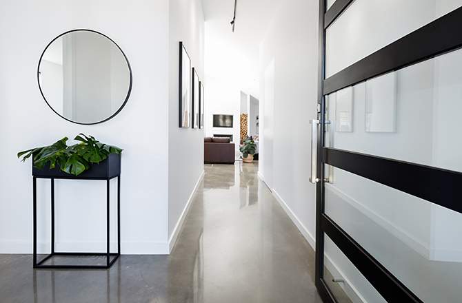 découvrez nos solutions de rénovation pour sol en béton ciré, alliant esthétisme et durabilité pour un intérieur moderne et élégant.