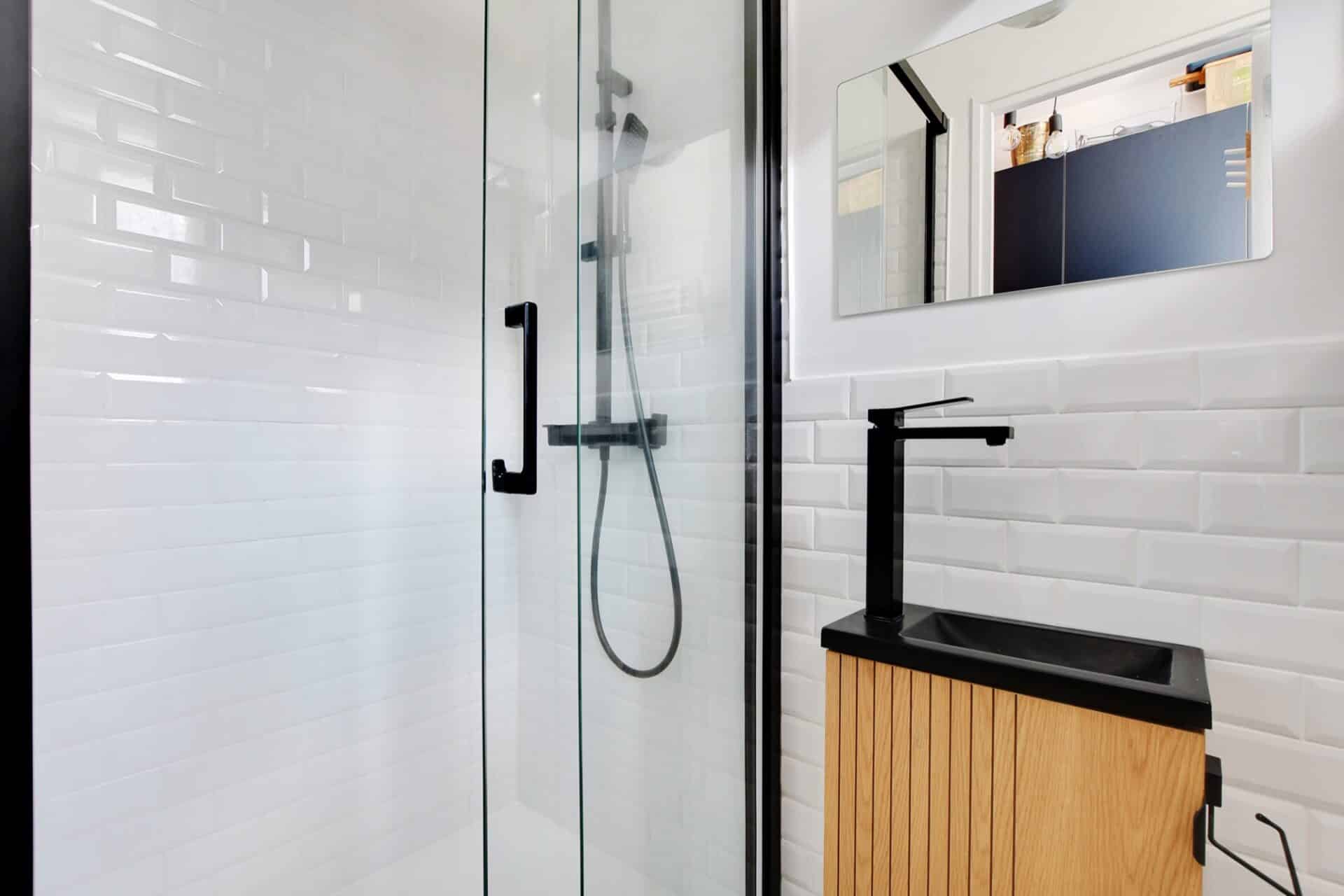 découvrez nos services de rénovation sur mesure à paris, alliant expertise et qualité pour transformer votre intérieur selon vos envies.