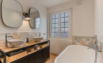 découvrez notre service de rénovation sur-mesure pour salle de bain à chapelle-rablais, alliant design personnalisé et qualité optimale pour un espace unique et fonctionnel.