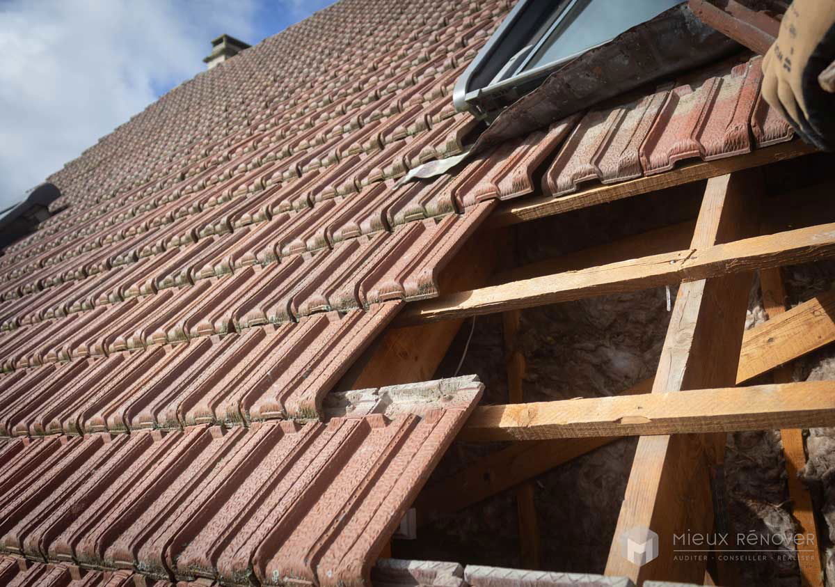 renovation toiture 5 découvrez nos services professionnels de rénovation de toiture pour protéger et embellir votre maison. devis gratuit et intervention rapide assurés.