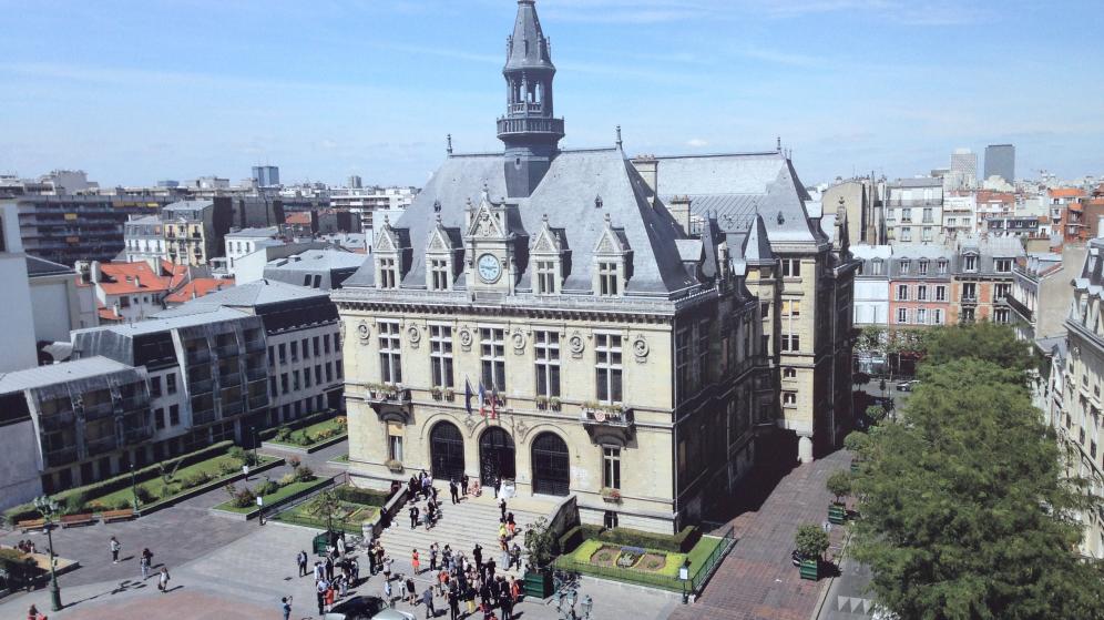 expert en rénovation de toiture pour hôtels à vincennes, nous assurons des travaux de qualité pour protéger et valoriser votre établissement.