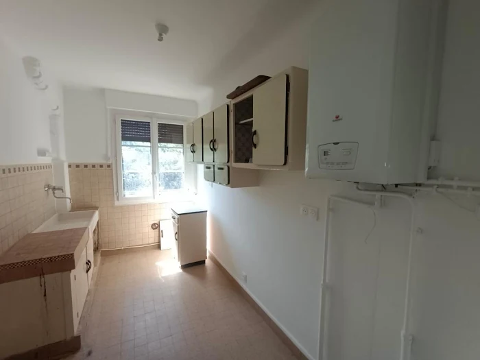 découvrez nos conseils clés pour rénover votre appartement à créteil efficacement et avec style. guide pratique pour réussir vos travaux de rénovation.