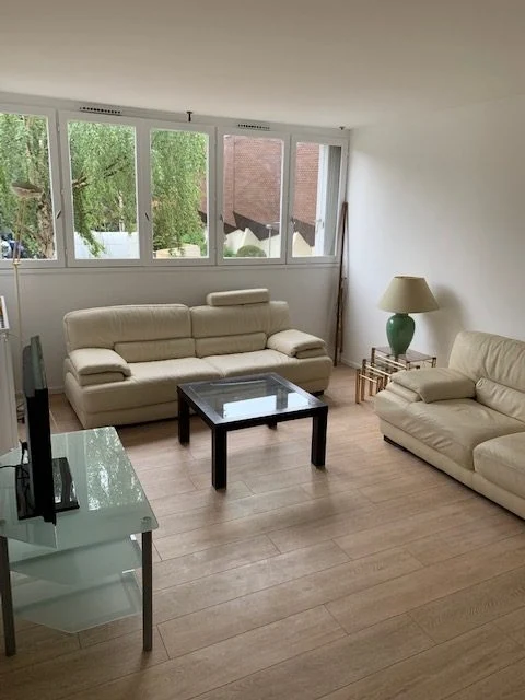 découvrez les conseils clés pour rénover votre appartement à créteil efficacement, entre budget, choix des matériaux et étapes incontournables.