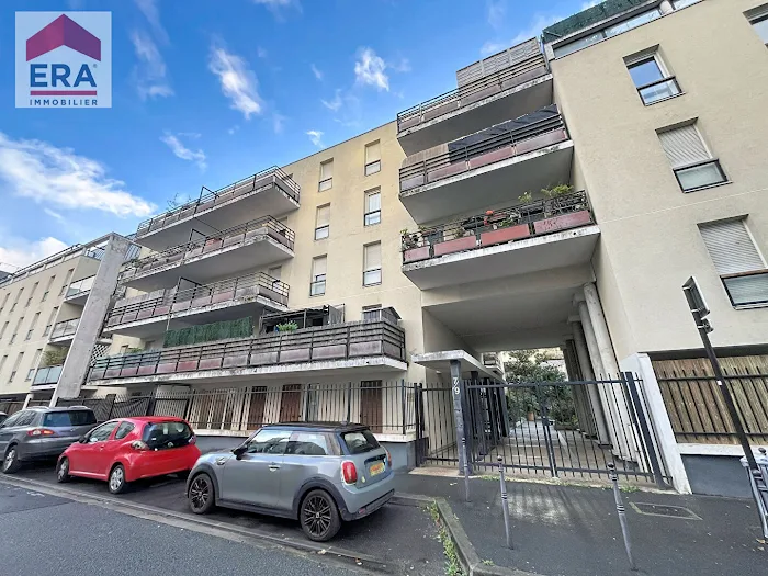 découvrez nos services professionnels pour rénover votre appartement à ivry-sur-seine. qualité, expertise et suivi personnalisé pour transformer votre logement.