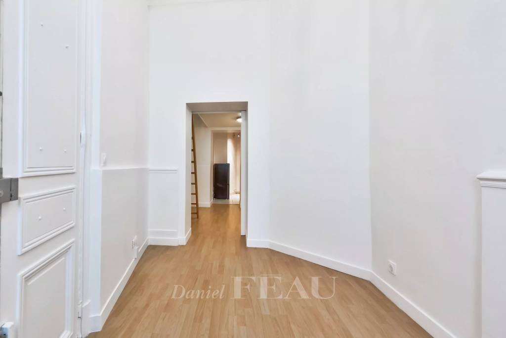 découvrez nos services professionnels pour rénover votre appartement dans le 9ème arrondissement de paris, alliant qualité, modernité et respect du style parisien.