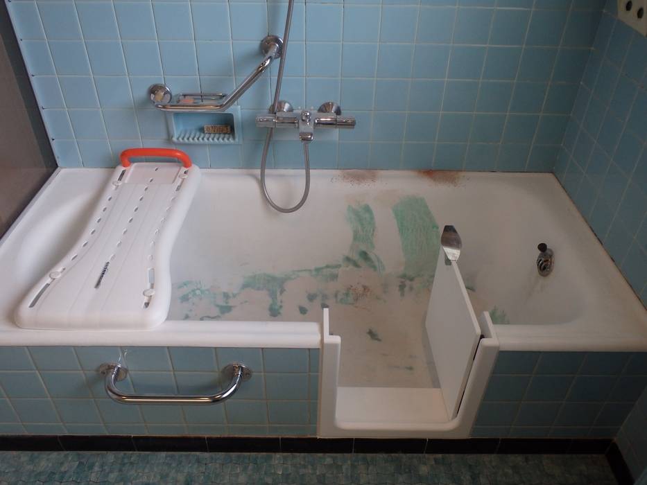 découvrez notre guide complet sur la rénovation de baignoire en fonte et apprenez les techniques efficaces de réémaillage pour redonner éclat et protection à votre baignoire.